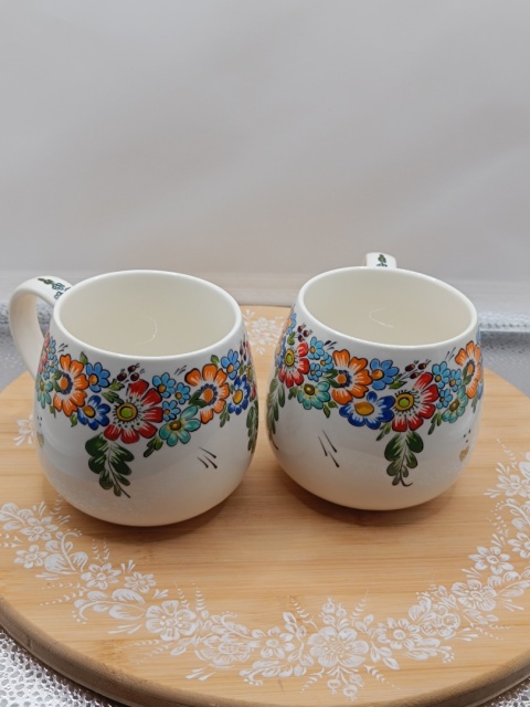 Kubeczek PÓŁKULISTY