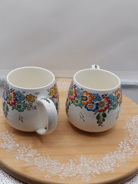 Kubeczek PÓŁKULISTY